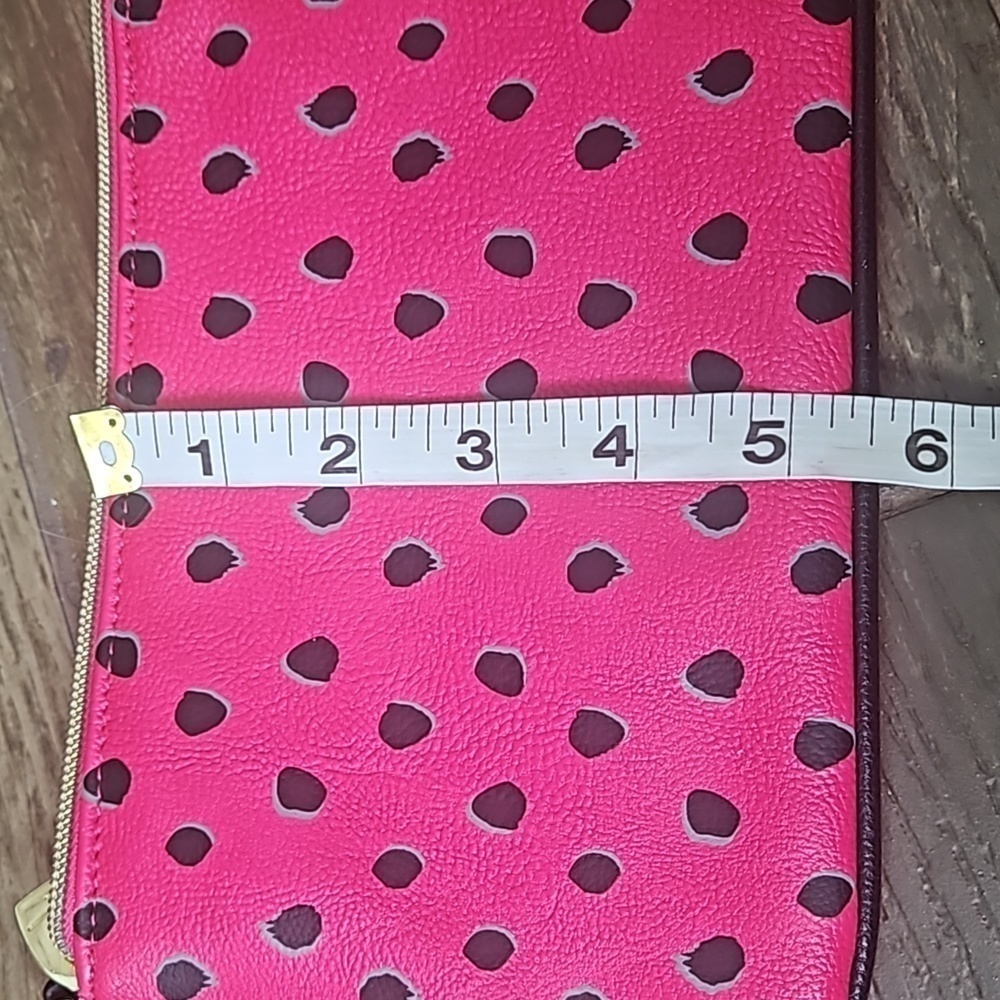 Betsey Johnson Wristlet Accessories Bag - Picture 9 of 9